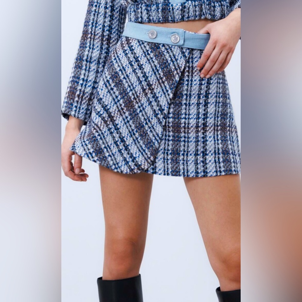 Combination textured denim skirt.